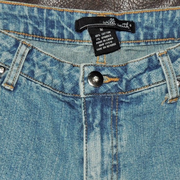 Willi Smith - Embellished w/Beads in a Floral Design -  3/4 Jean Capri Pant - Picture 3 of 4